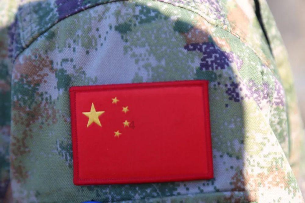 现在有没有可以实时更新的地图,就是连地图上的人都可以实时看到的游戏画面